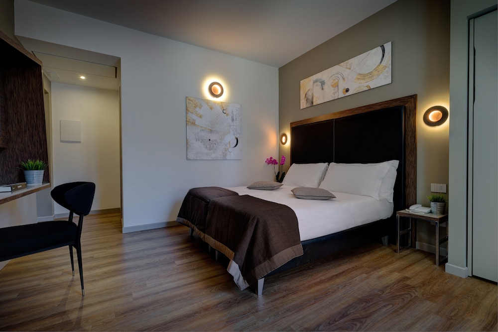 Superior Double Room photo 2
