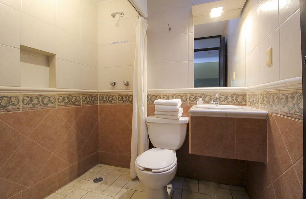 Standard Double Room, 2 Double Beds photo 2
