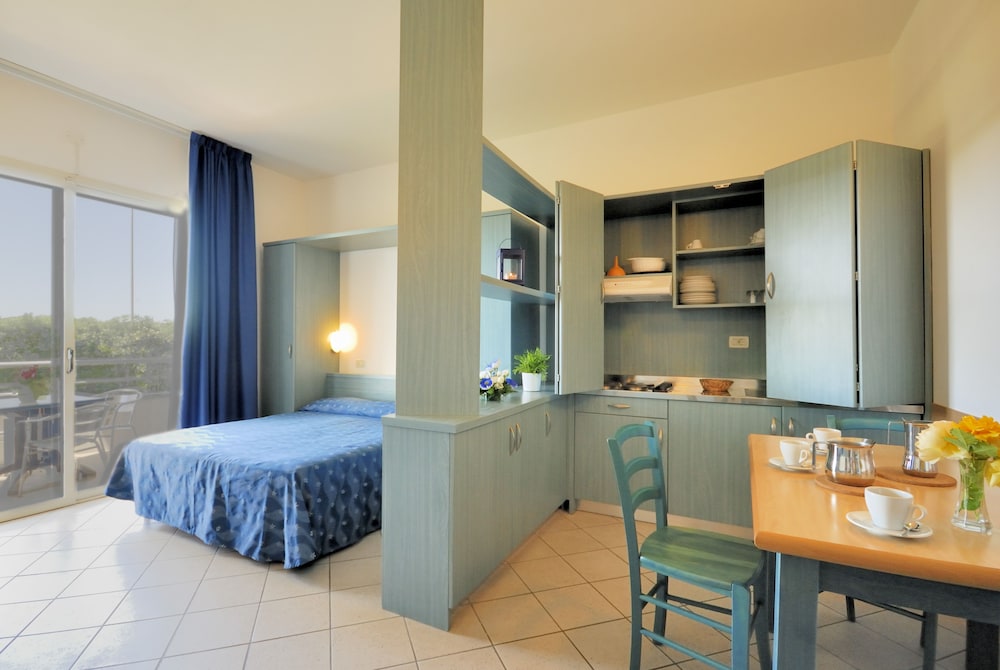 Basic Double Room photo 1