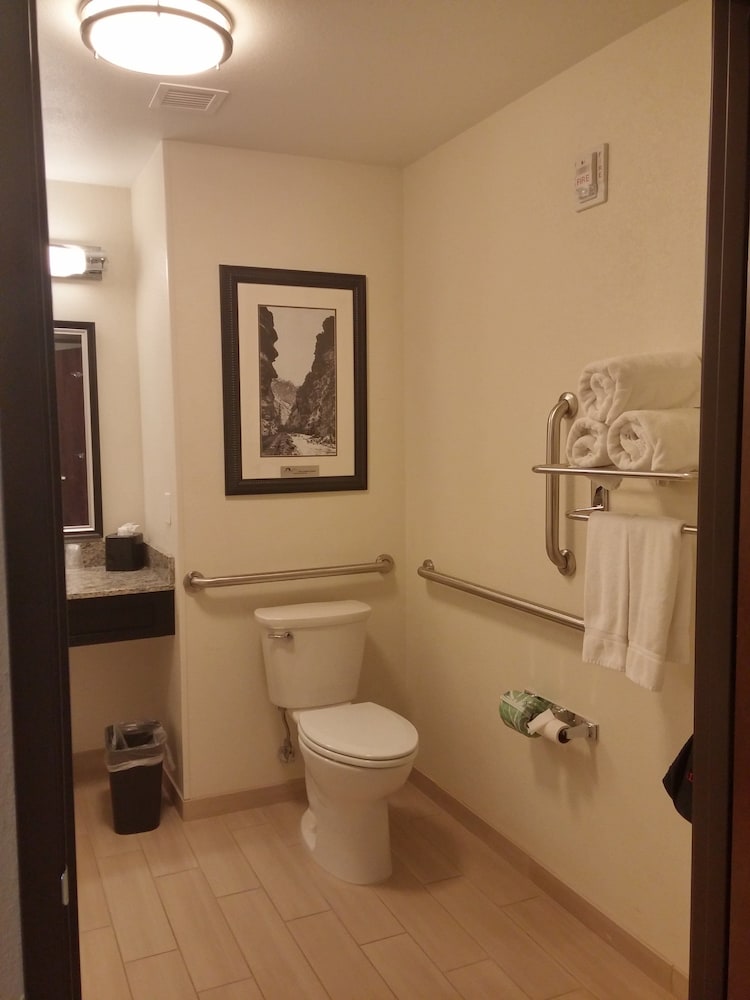 Holiday Inn Express & Suites Golden by IHG, Photo 2