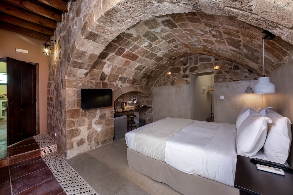 Suite (Aragon) - Photo 1
