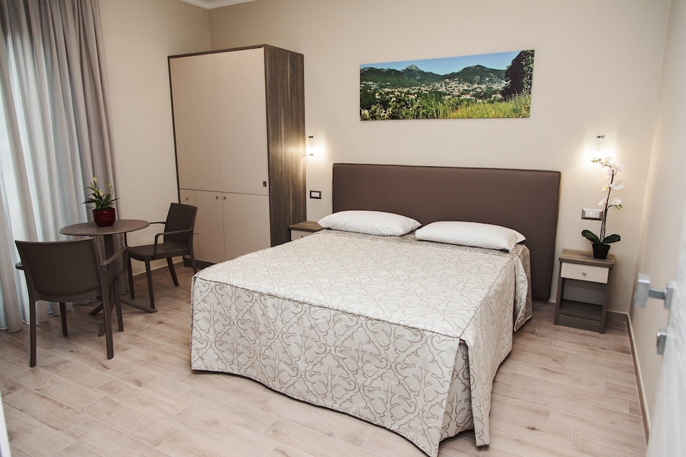 Comfort Double or Twin Room