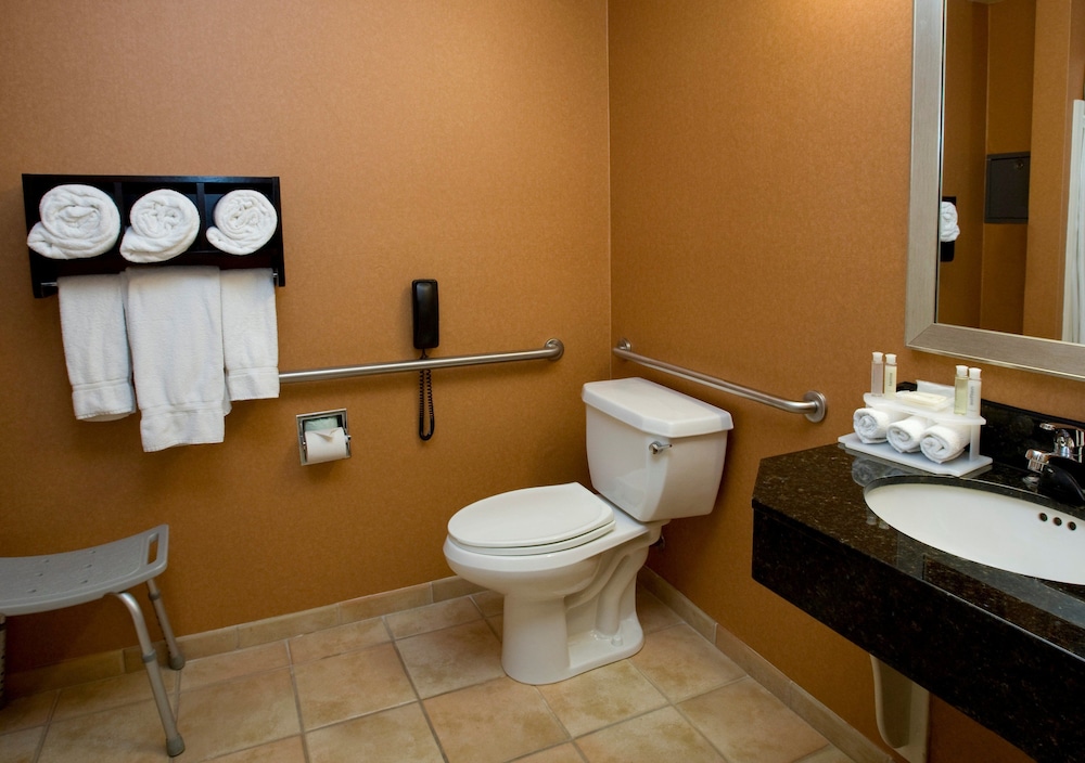 Standard Room, 2 Queen Beds, Accessible (Comm Access) - Photo 6