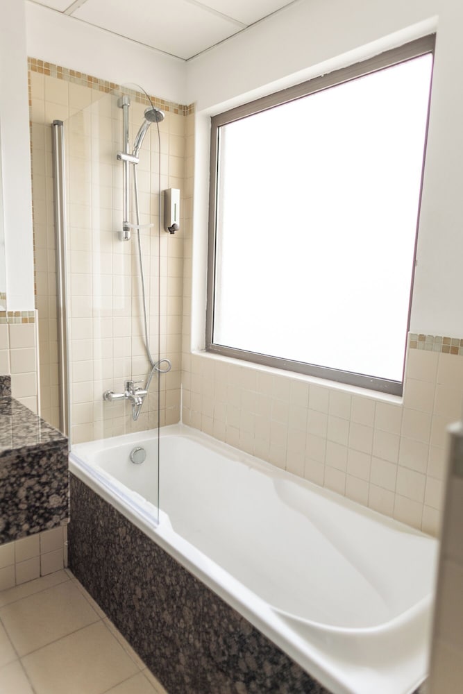 Luxury Apartment, 2 Bedrooms, Balcony, Sea View photo 2