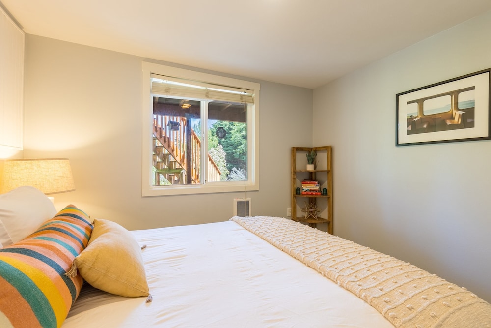 House (2 Bedrooms)