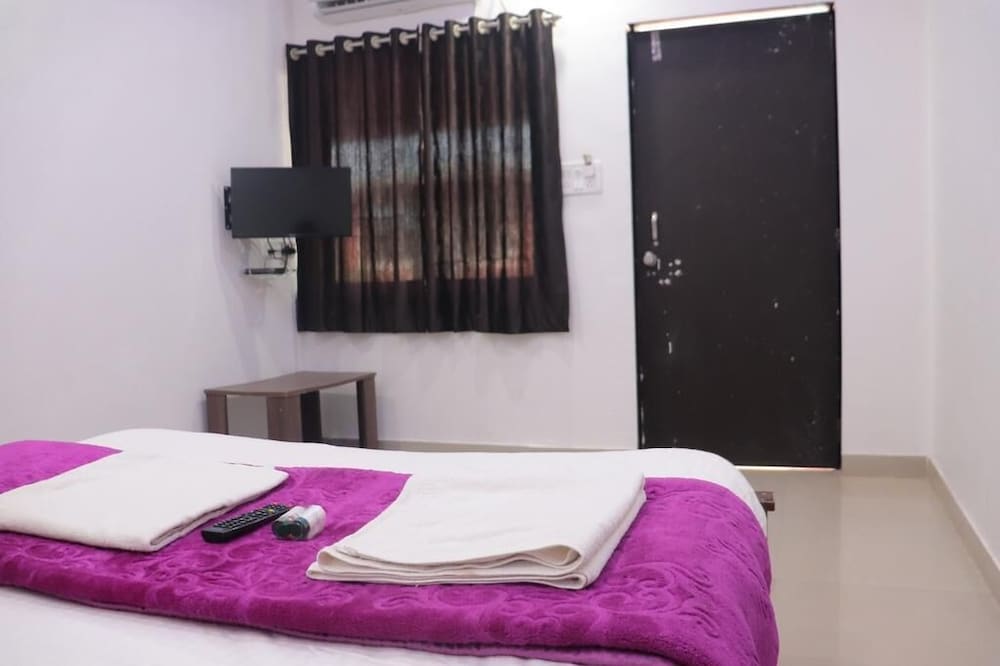 Super Deluxe Room