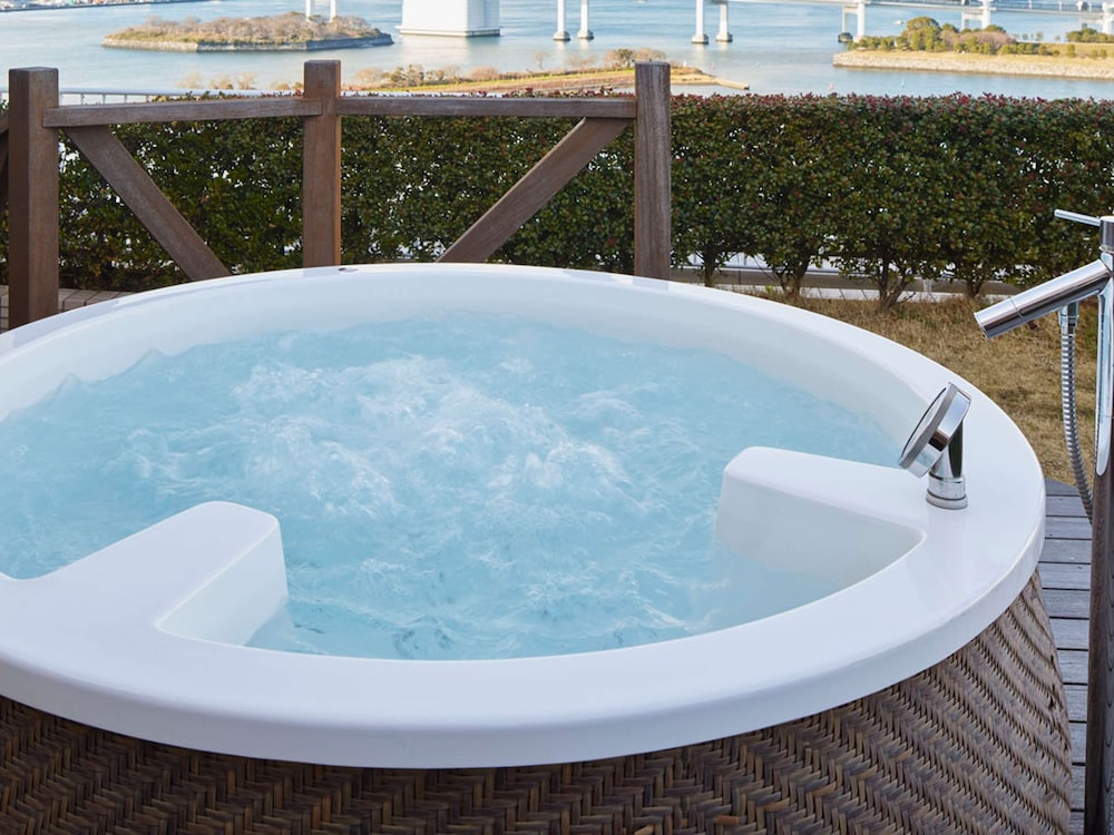 Twin Terrace Suite - Non-Smoking - 66sqm - Terrace with Whirlpool - Executive Lunge Access - Photo 9
