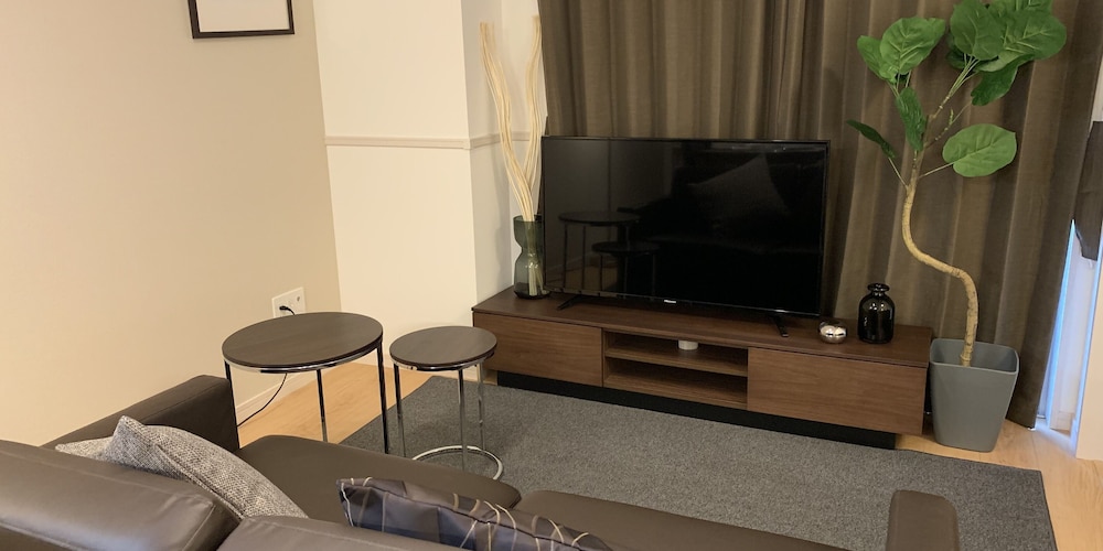 Family Suite, Brown 6 - Photo 22