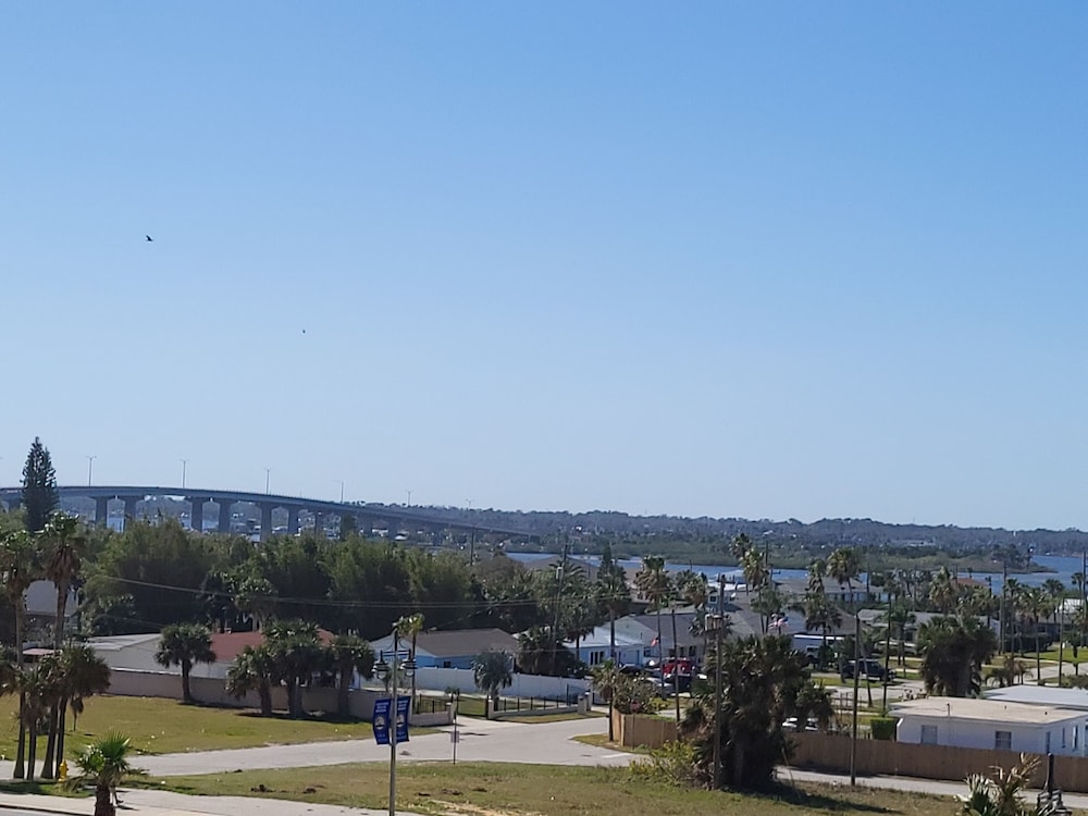 Family Suite, 2 Bedrooms, River View - Photo 10
