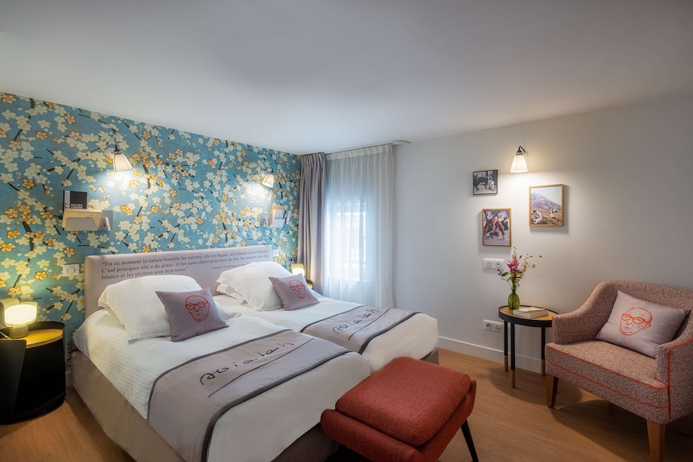 Standard Apartment, Multiple Beds, Kitchenette, Courtyard View (with Sofabed) photo 2