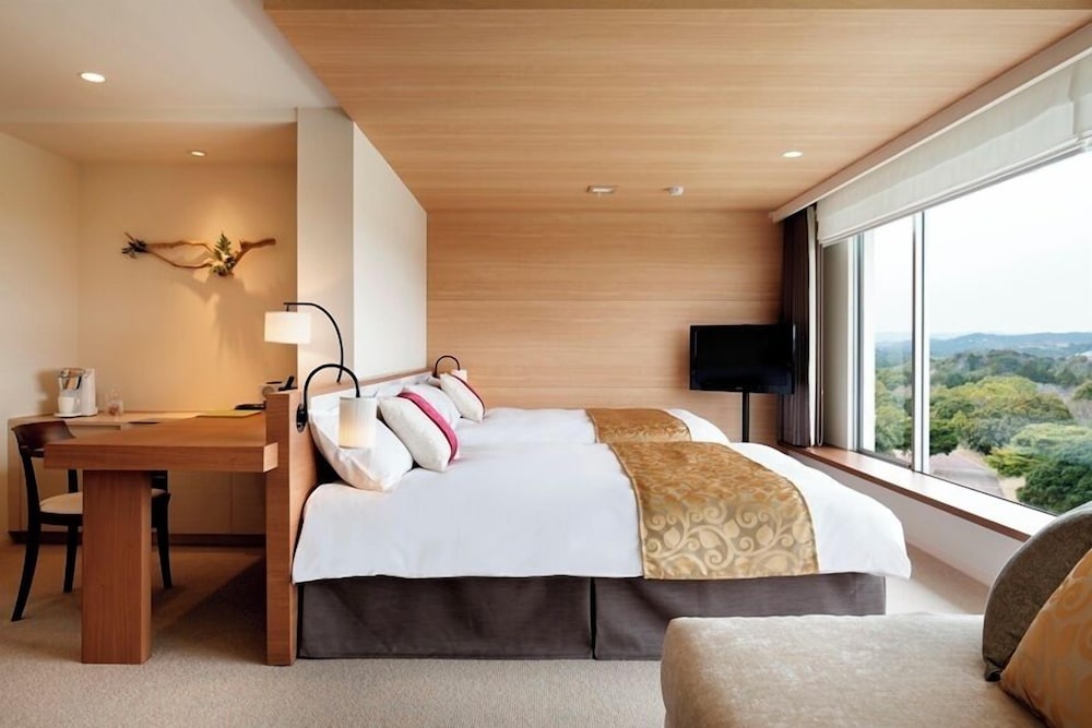 Premier Room