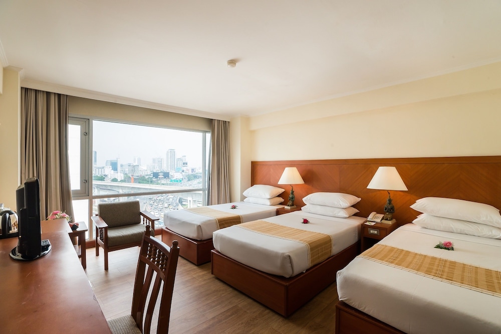 Classic Triple Room, 3 Twin Beds photo 1