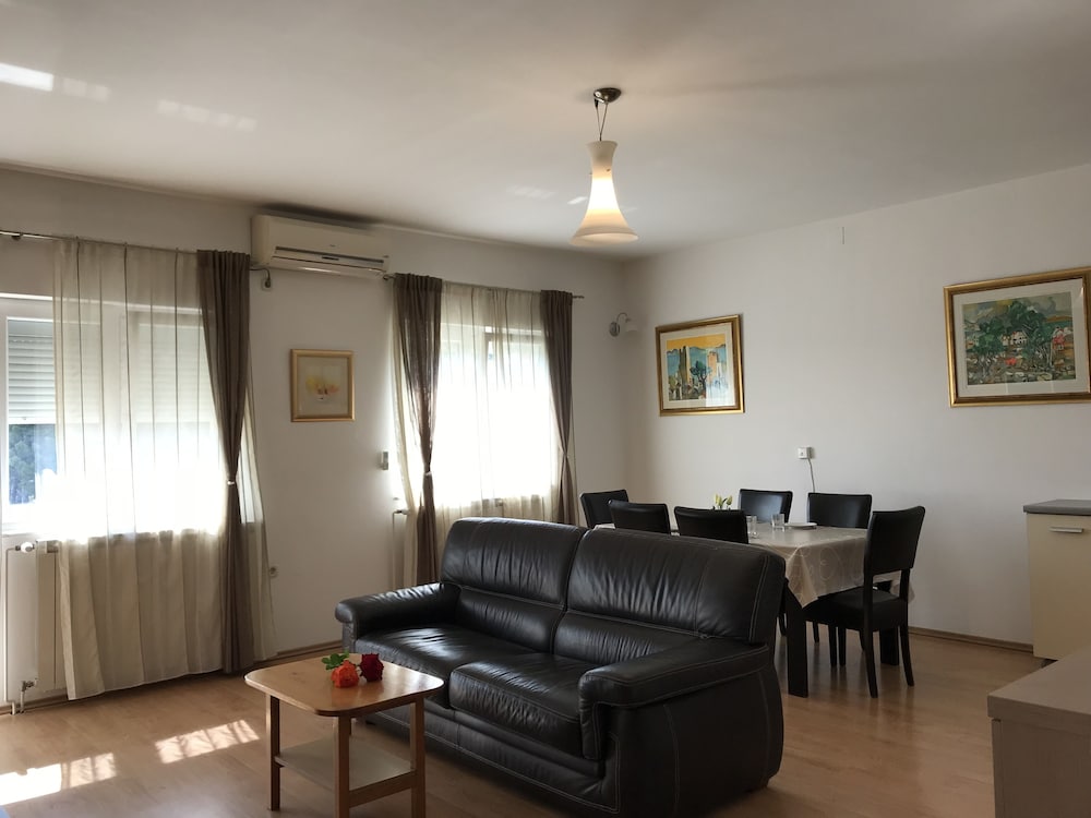 Comfort Quadruple Room, Balcony, Marina View