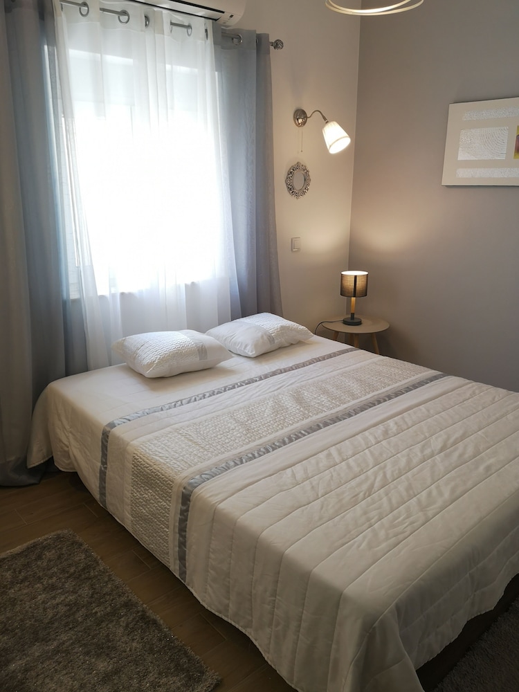 Double or Twin Room, Private Bathroom (Divine) photo 1