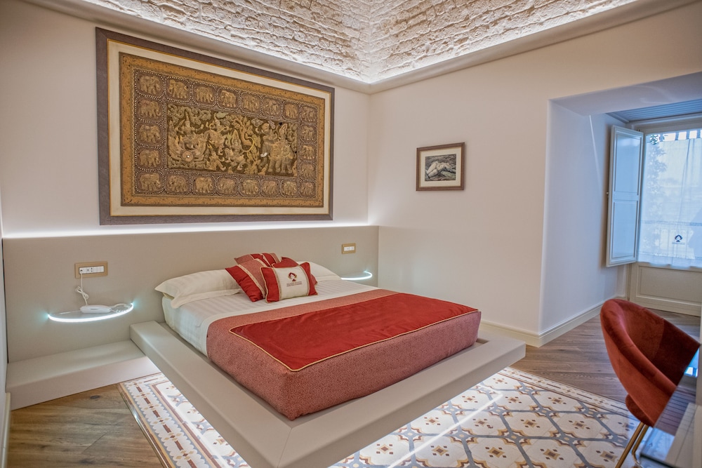 Deluxe Room, 1 Double Bed, City View, Tower photo 1