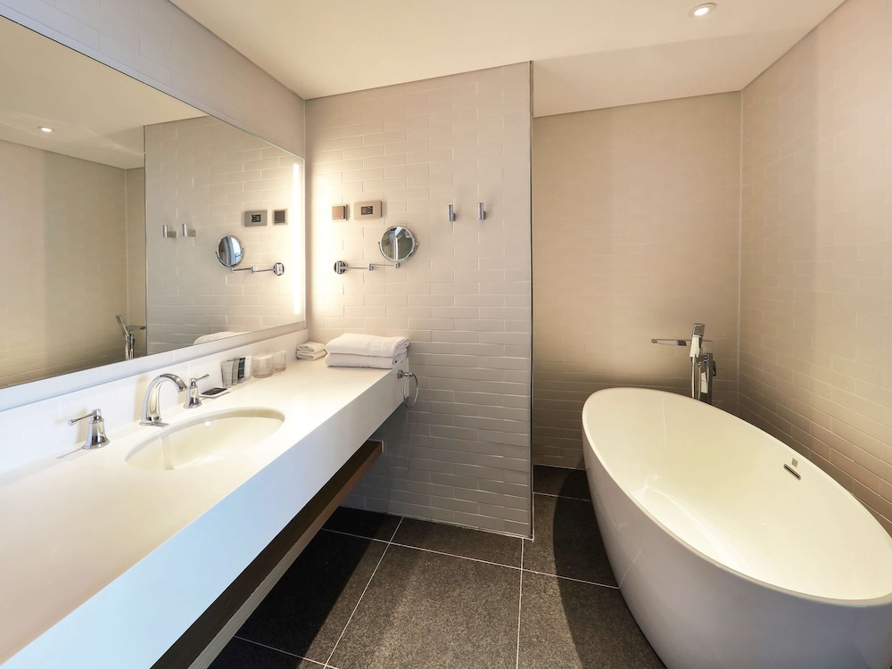 Privilege, Superior Suite, 1 King Bed with Sofa bed, Ocean View - Photo 5