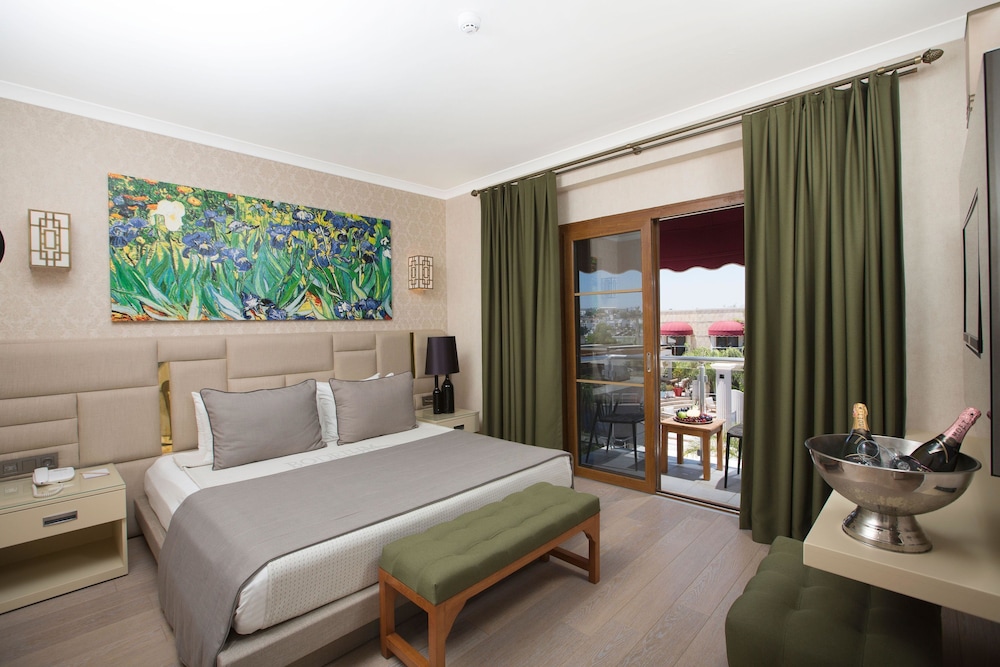 Superior Room - Photo 1