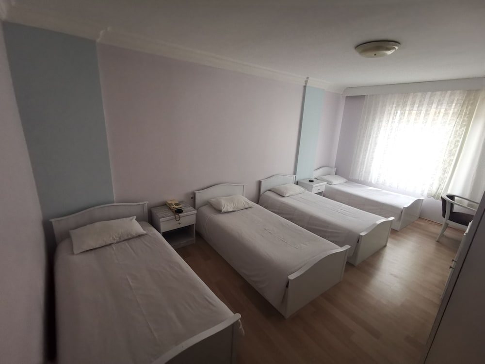 Classic Quadruple Room photo 1