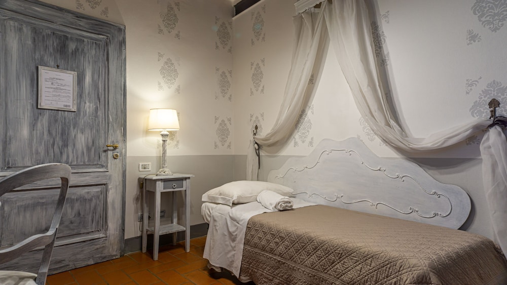 Family Quadruple Room - Photo 6