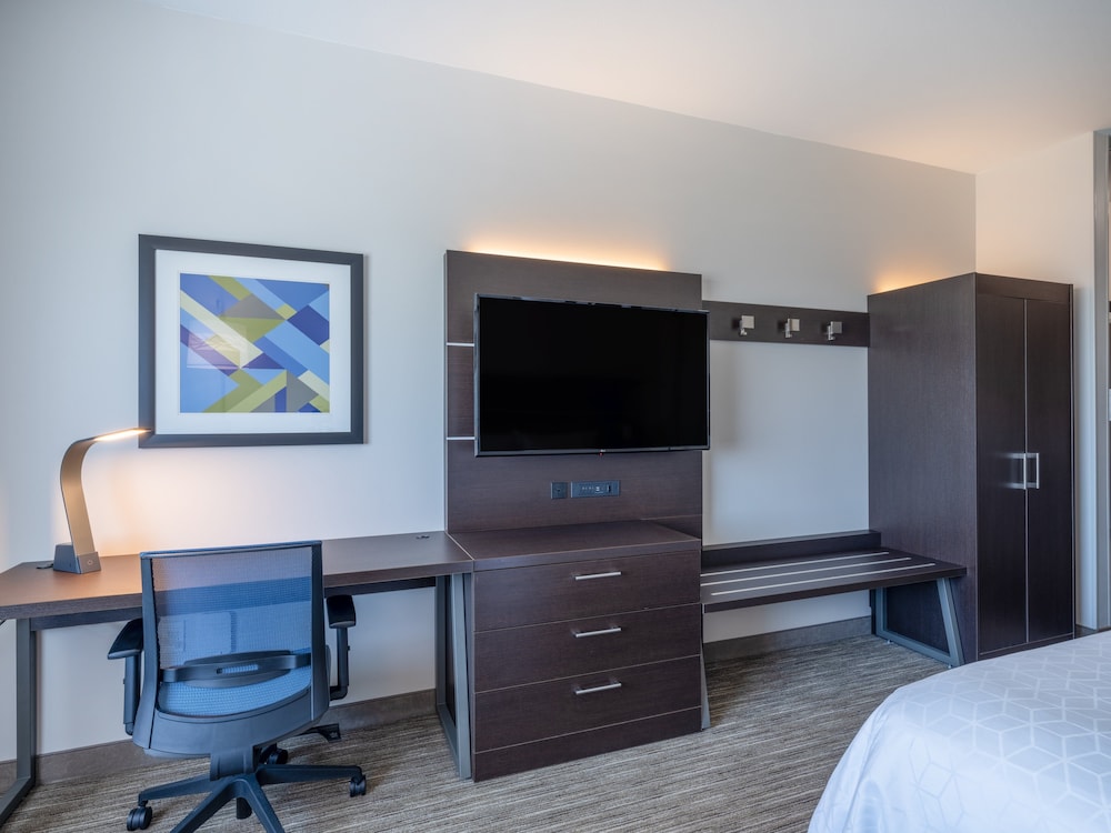 Suite, 2 Queen Beds - Photo 4