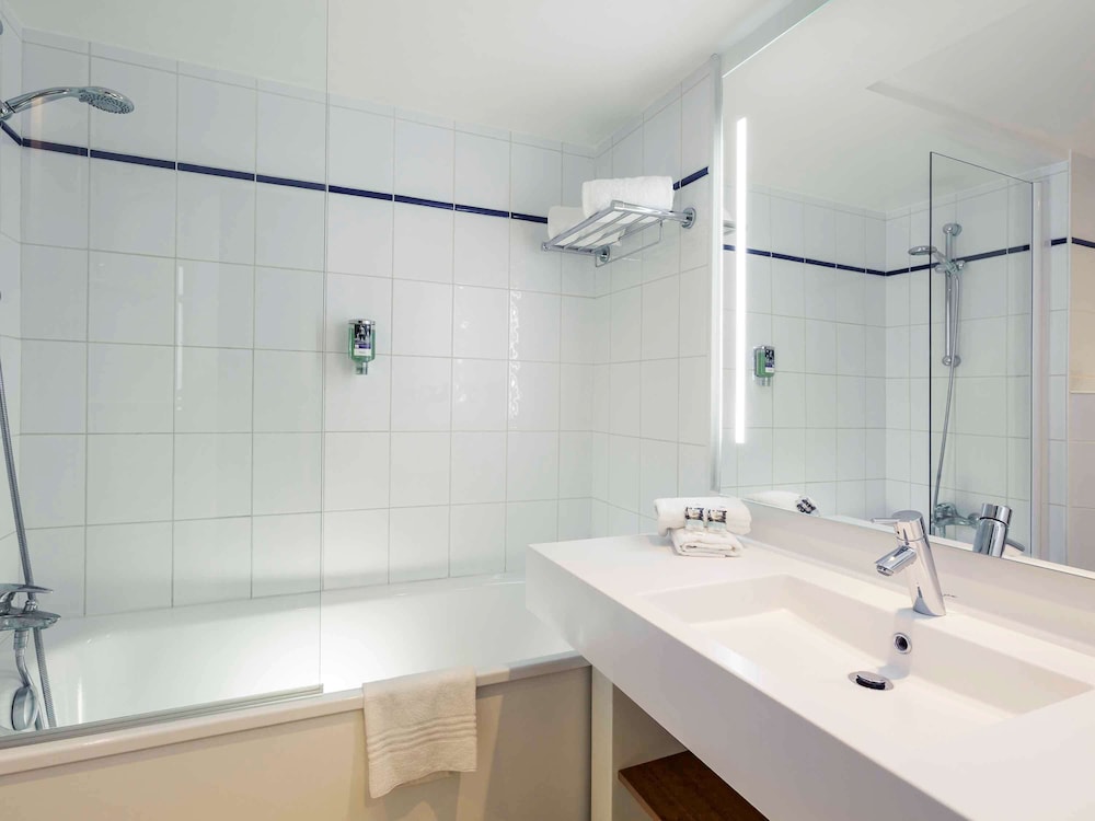 Classic Double Room, Multiple Beds - Photo 6