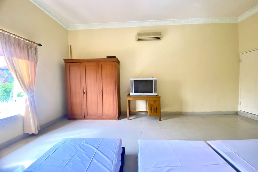 Basic Single Room photo 3