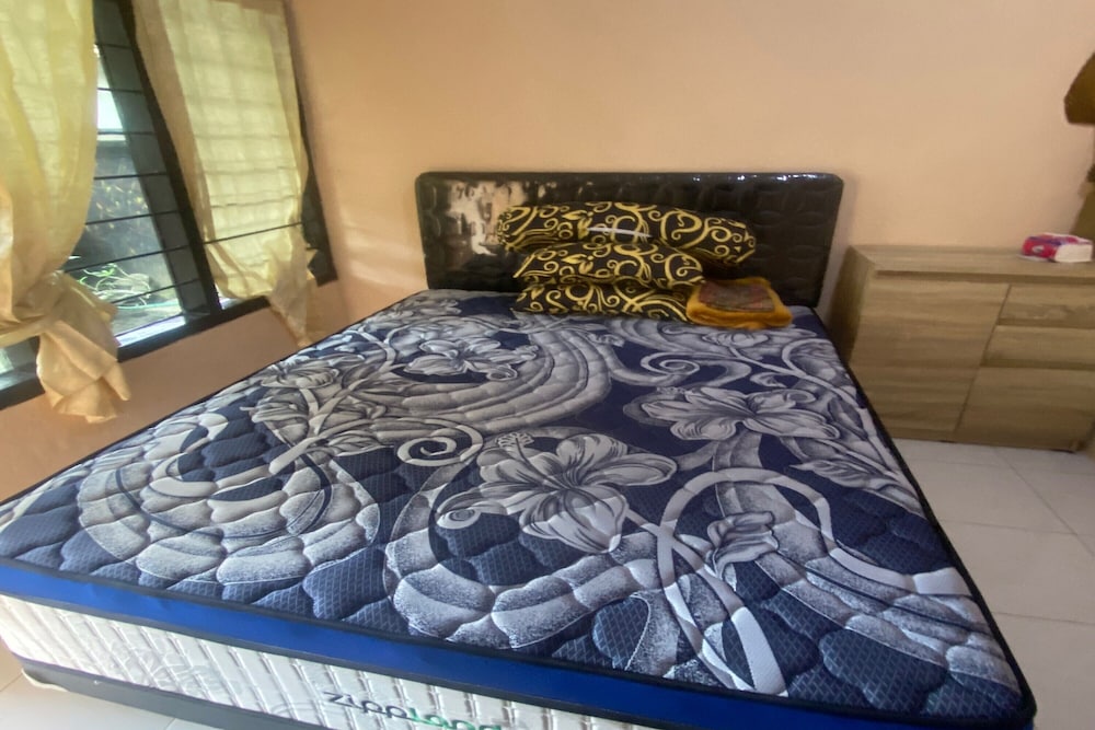 Economy Double Room photo 2