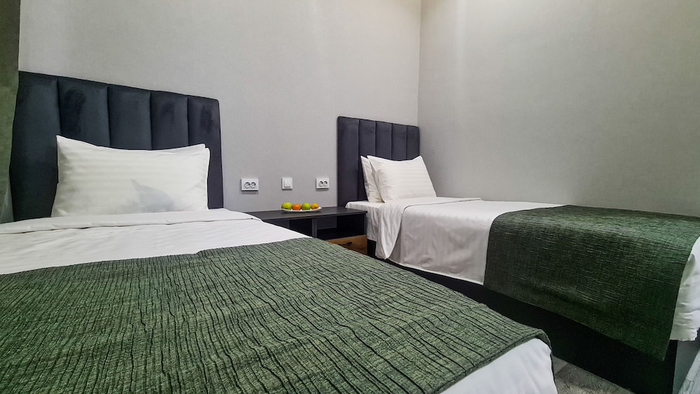 Standard Twin Room photo 2