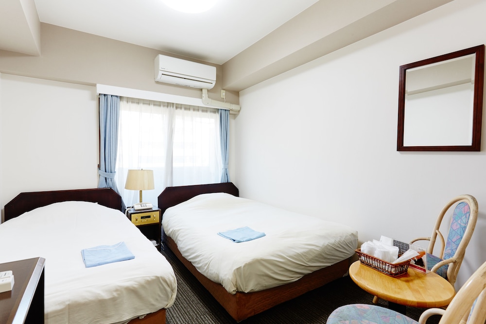 Twin Room, Non Smoking photo 2