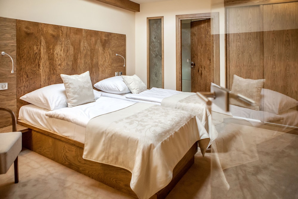 Duplex Suite - Photo 7