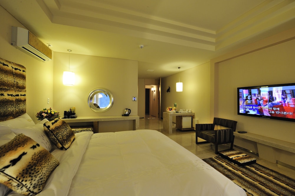 Premier Double Room photo 2