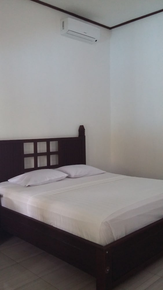 Executive Room, Pool Access