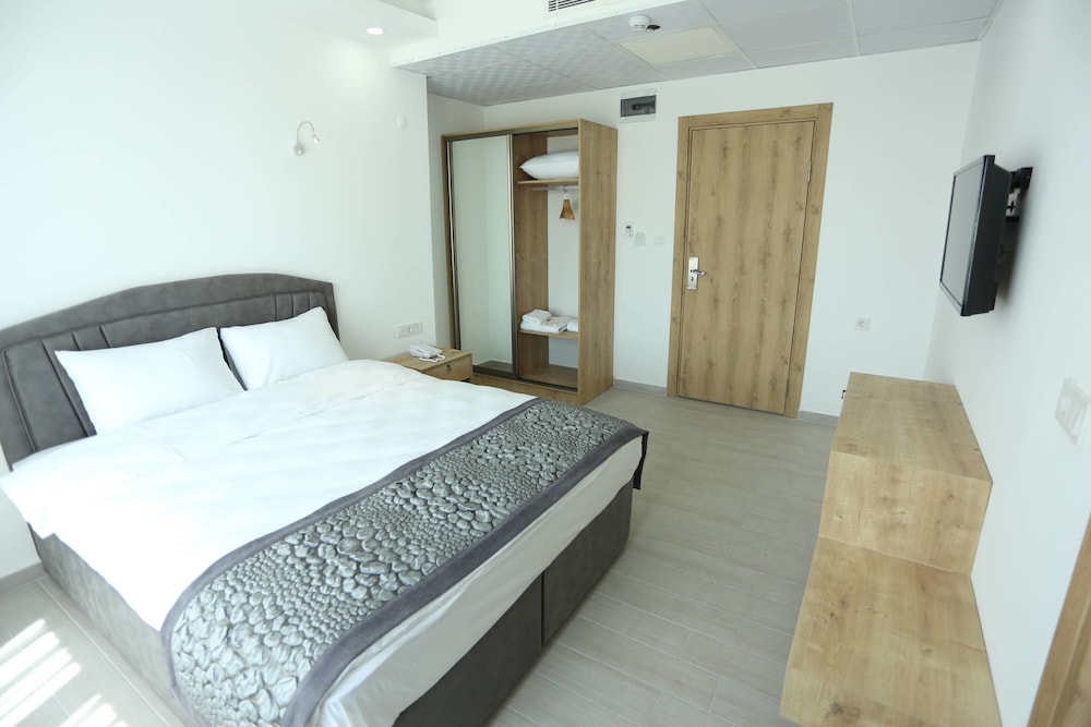 Comfort Double Room, Partial Sea View photo 1