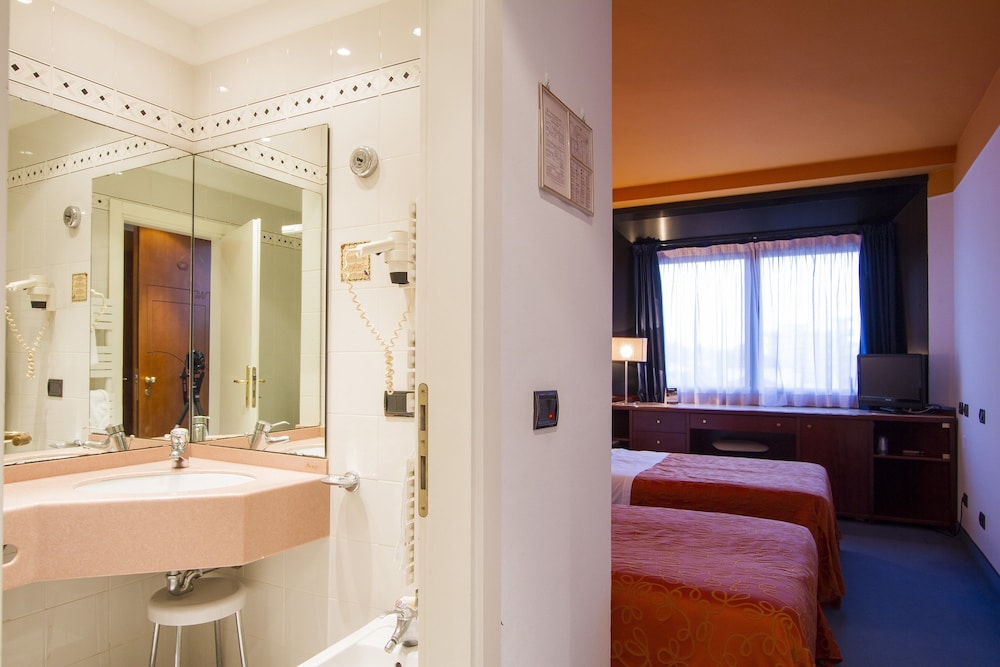 Superior Double Room - Photo 4