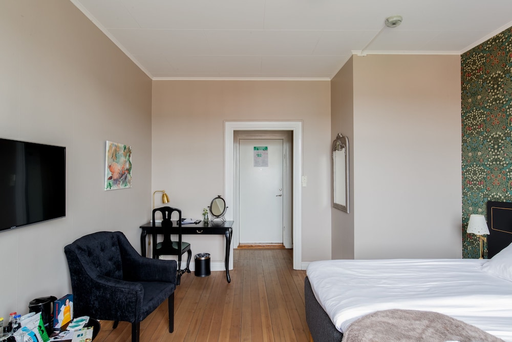 Double Room - Photo 5