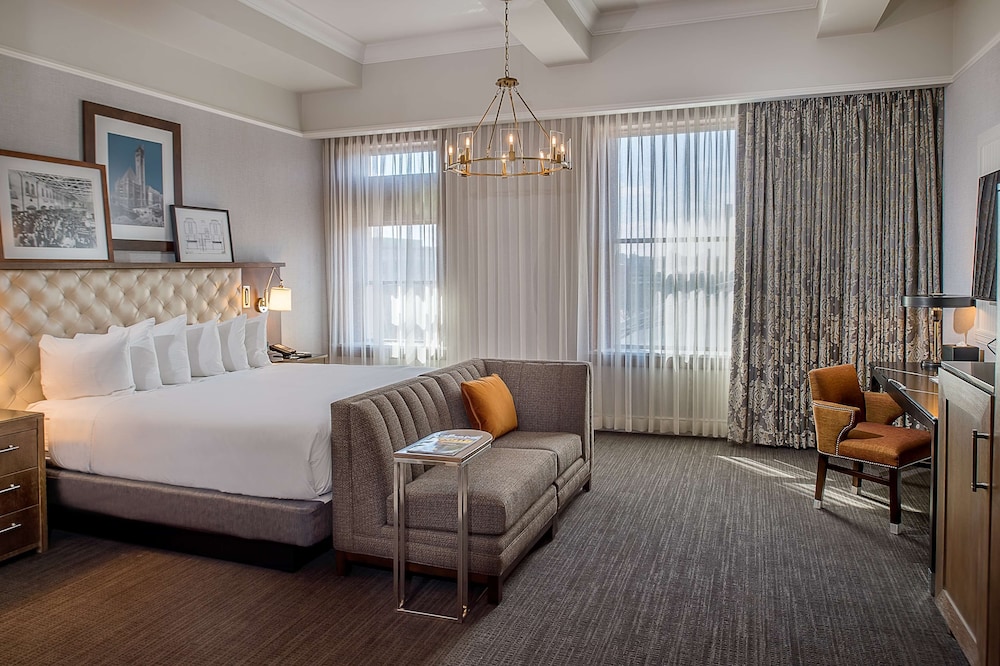 Studio, 1 King Bed (Clock Tower) - Photo 3