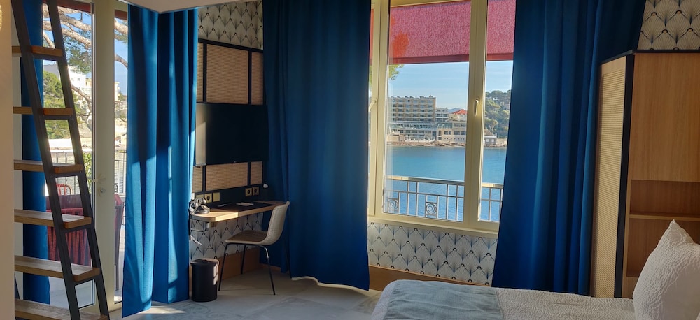 Deluxe Triple Room, Terrace, Sea View (2) SPA access included photo 1
