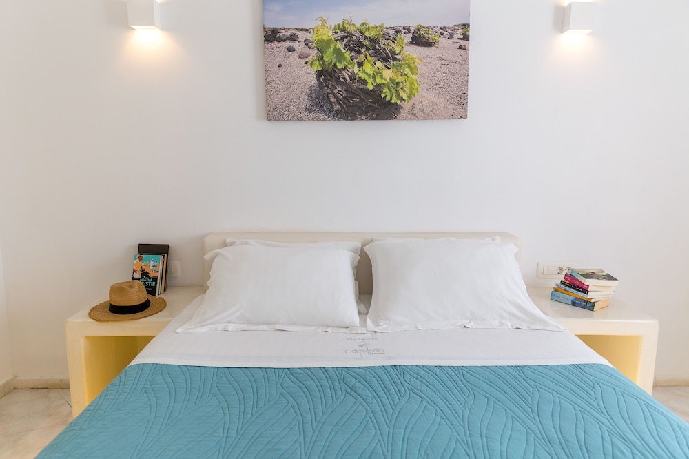 Traditional Apartment, 1 Bedroom (Caldera View) - Photo 4