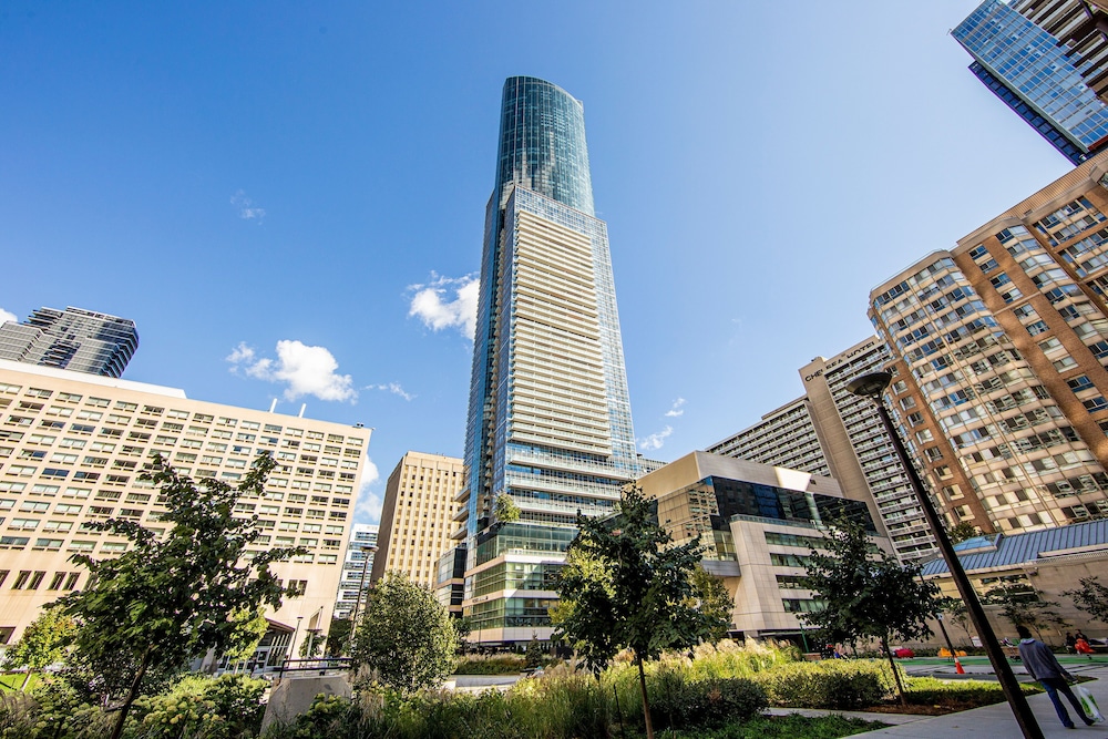 Downtown Toronto 2 Bedroom 2 Bath Suite Near Business District, U of T, Hospital, Foto 18