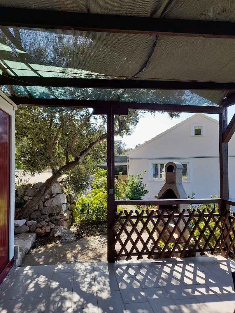 Apartment (Home With Patio) photo 2