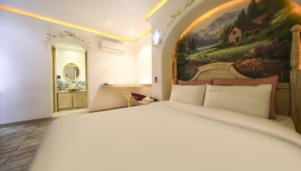 Premium Double Room photo 2
