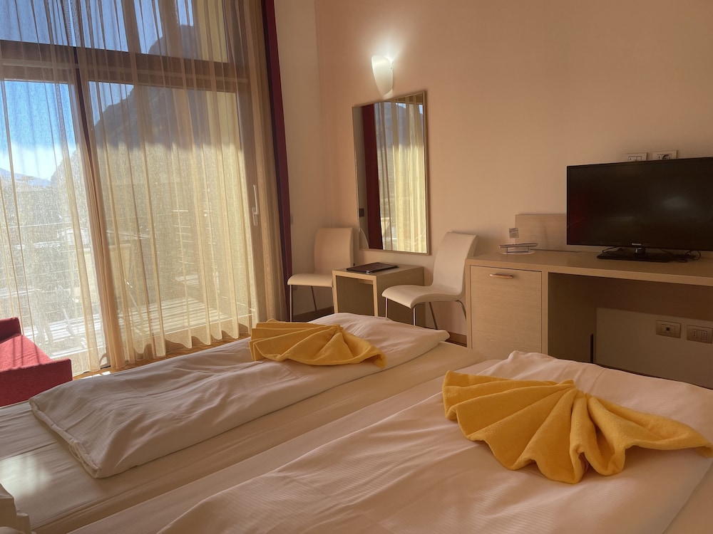 Deluxe Room, 1 Bedroom, Balcony photo 1