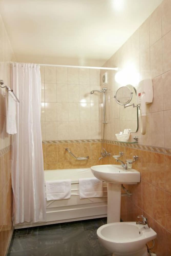 Studio, 1 Double Bed, Non Smoking, City View photo 3