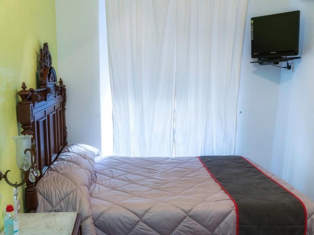 Single Room (Pequeña)