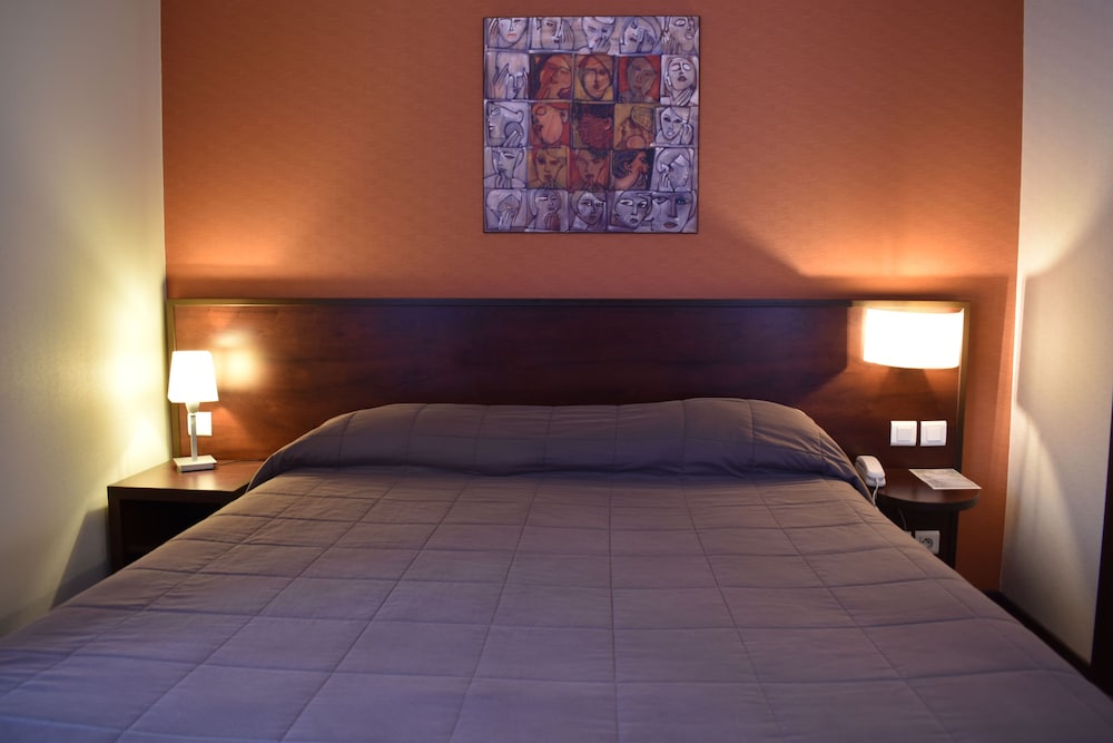 Comfort Room - Queen Bed photo 1