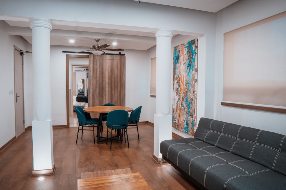 Comfort Suite photo 3