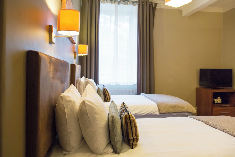 Standard Twin Room photo 3