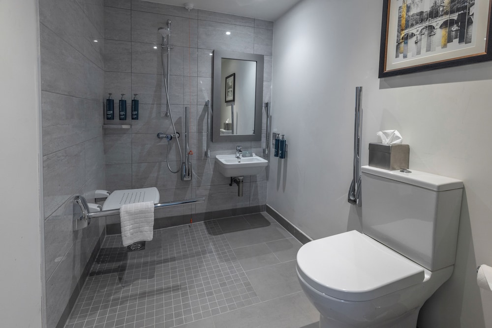 Classic Double Accessible room - Photo 5