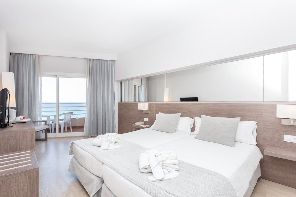 Superior Double Room, Sea View - Photo 5