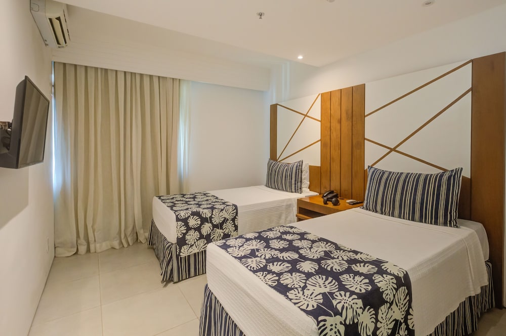 Junior Suite, 2 Twin Beds - Photo 2